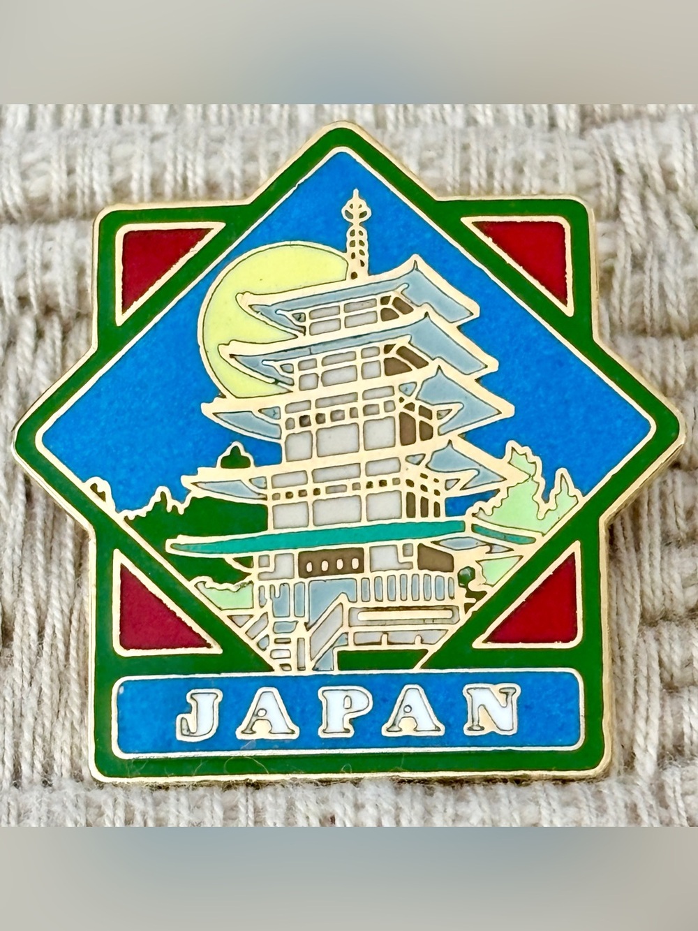 DISNEY 1999 *Rare* WDW Epcot World Showcase Japan Pavilion Pin